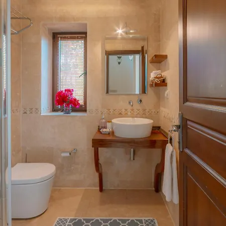 Portakal, Cukurbag Peninsula-kas Villa